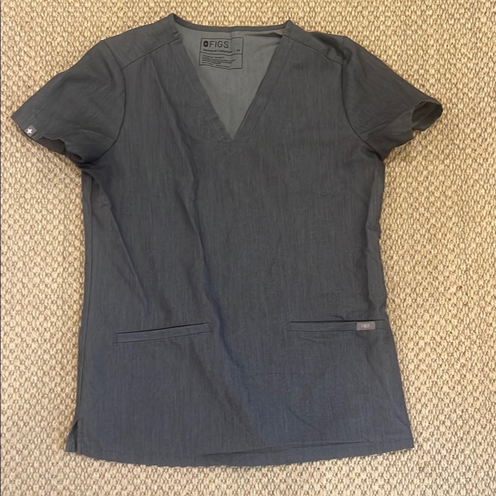 FIGS Women's Gray Top